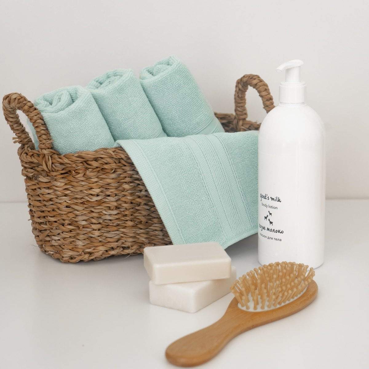 Seafoam Glacier Washcloths in Basket