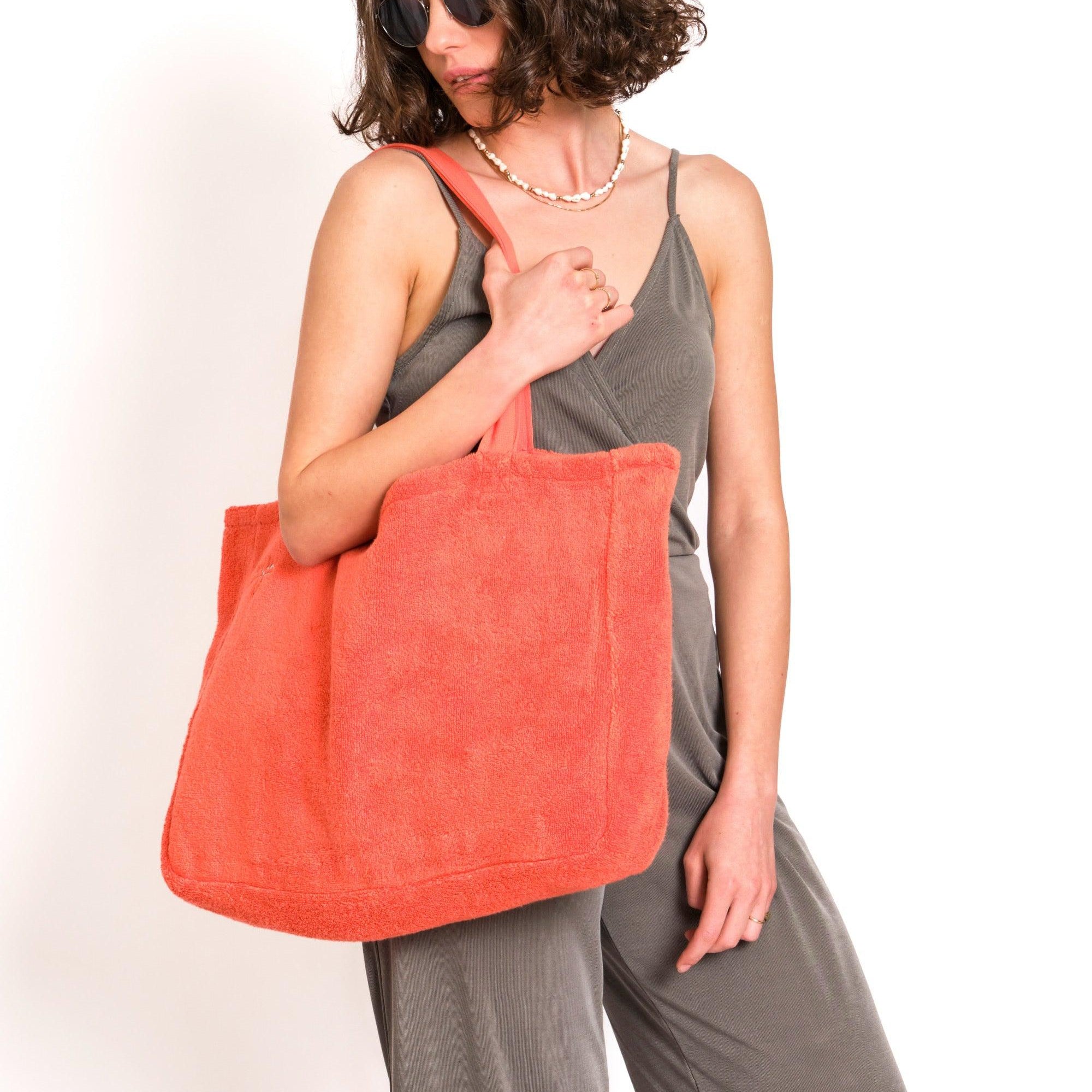 Beach and Pool Tote Bag - Living Coral-Luzia